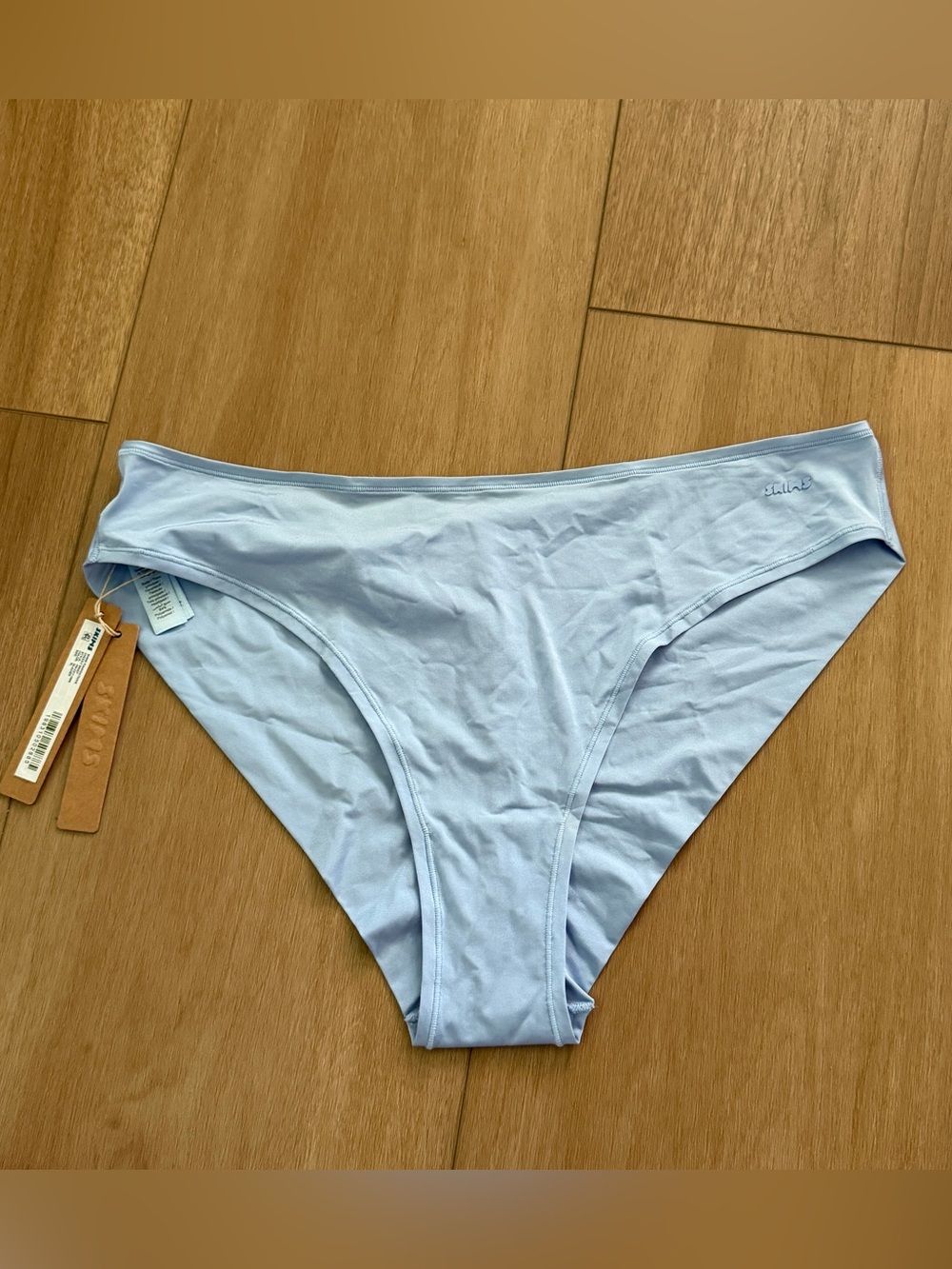 New Skims Underwear XL